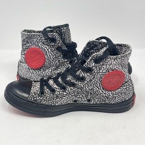 Converse X Shoe Palace All Star High Shoes Womens 8 Black Gray Red Elephant